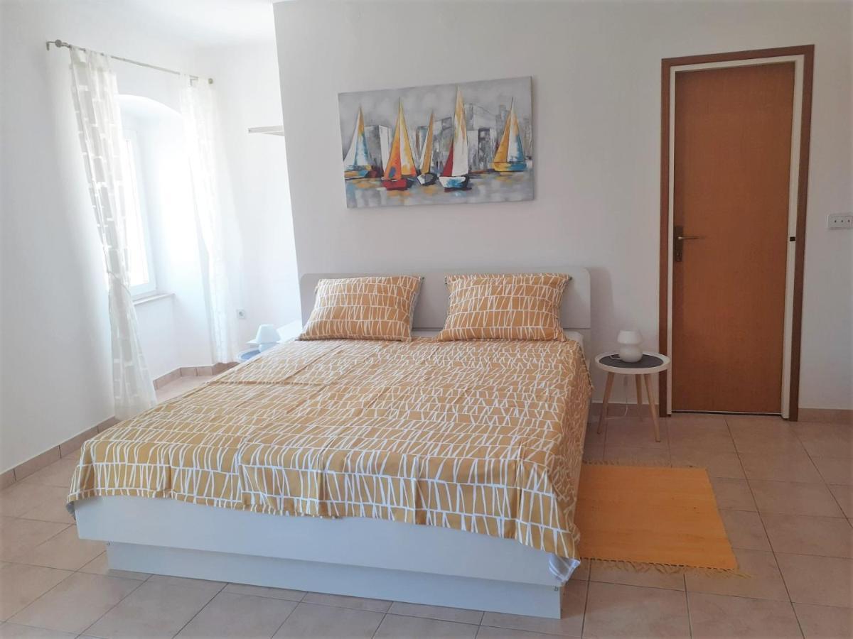 Apartments Zlata In The Heart Of The Old Town, Close To The Beach Appartement